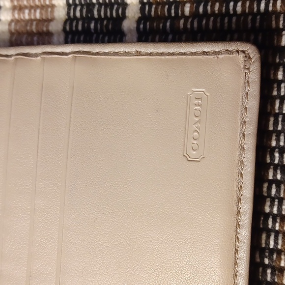 Coach wallet - Picture 6 of 16